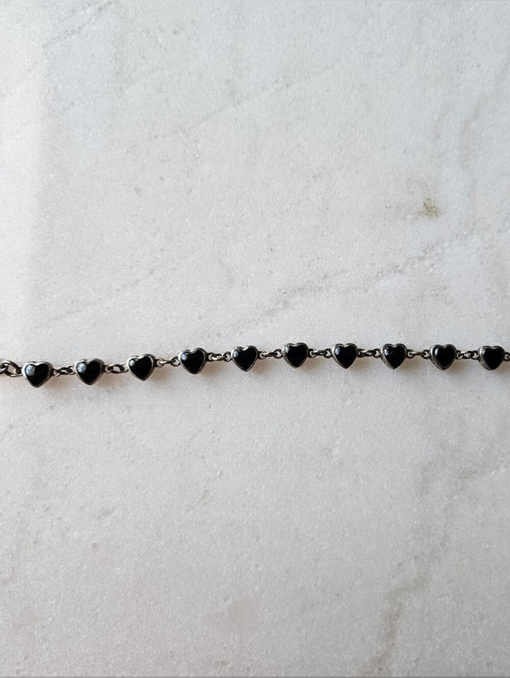 Delicate Black Heart Link Bracelet - Women's Jewelry